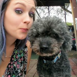 Meet your Posher, Dara